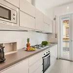 Golden Luxe - 3 In The Sea Luxe Apartamento Camaiore