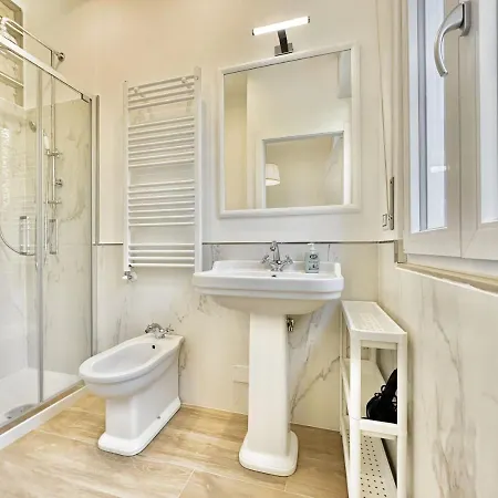 Golden Luxe - 3 In The Sea Luxe Apartament Camaiore